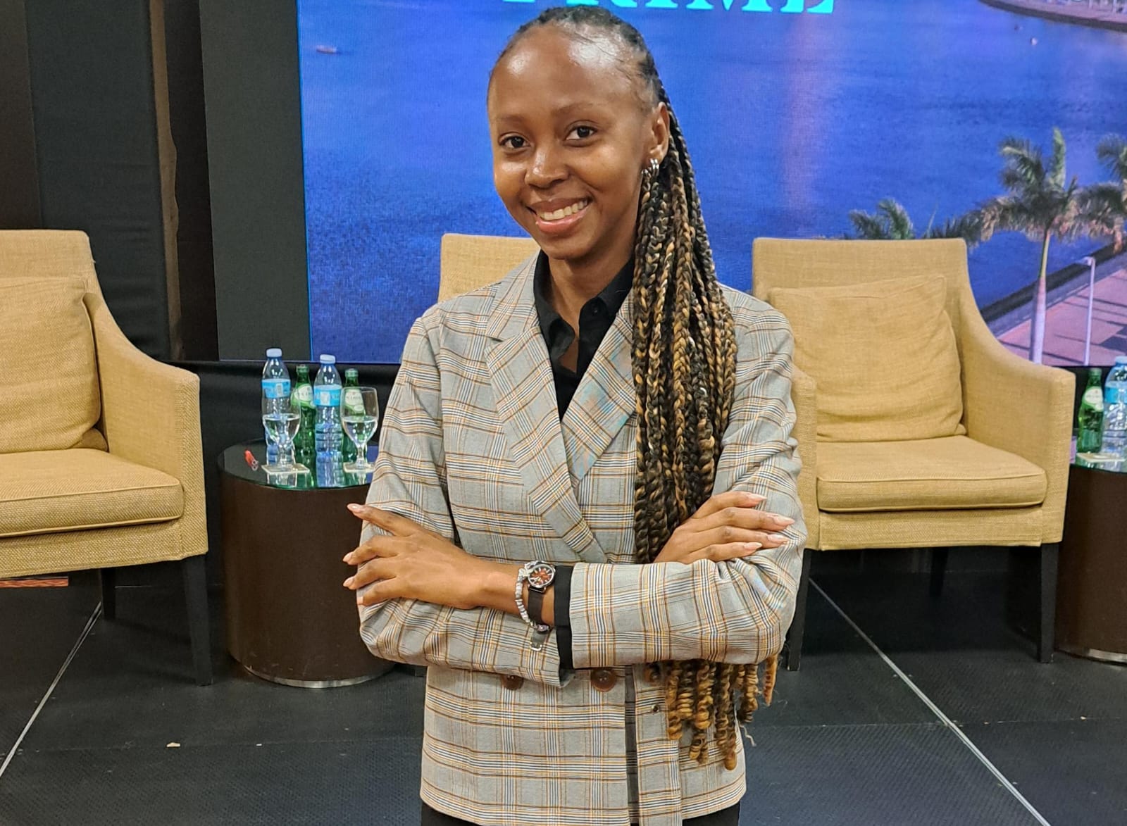 Josemara Comongo (Maíris de Jesus)